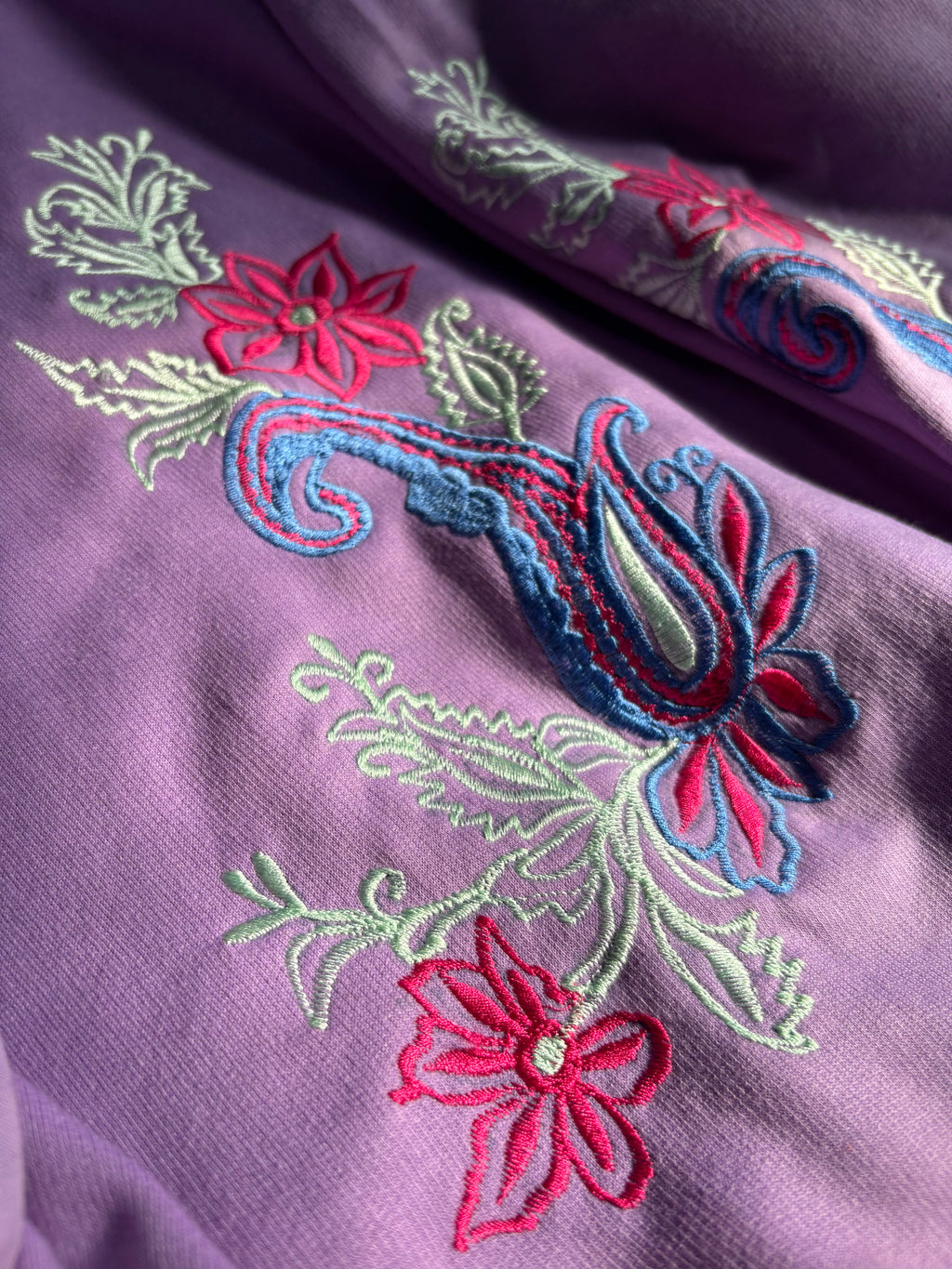Floral Pattern Silk Thread Embroidery Lavender Hooddie