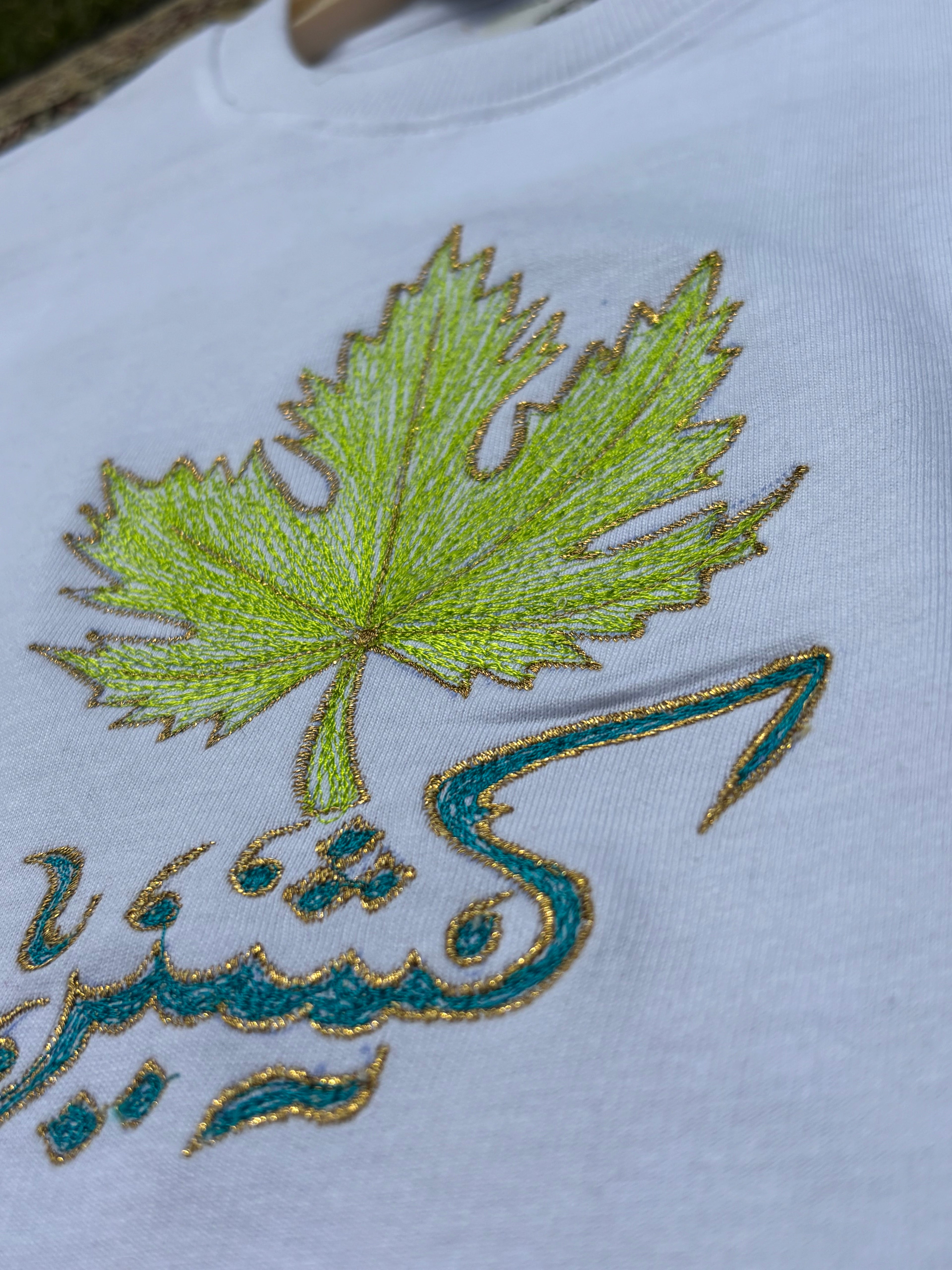Farsh e Khas Shadow Embroidery White T-shirt