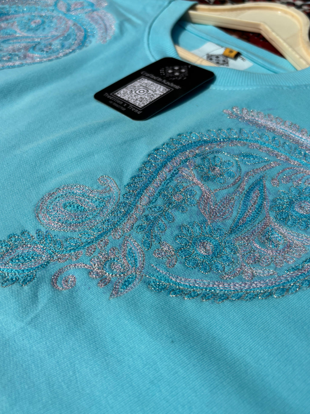 Paisley Pattern Chinar Leaf Shadow Embroidery Blue T-shirt