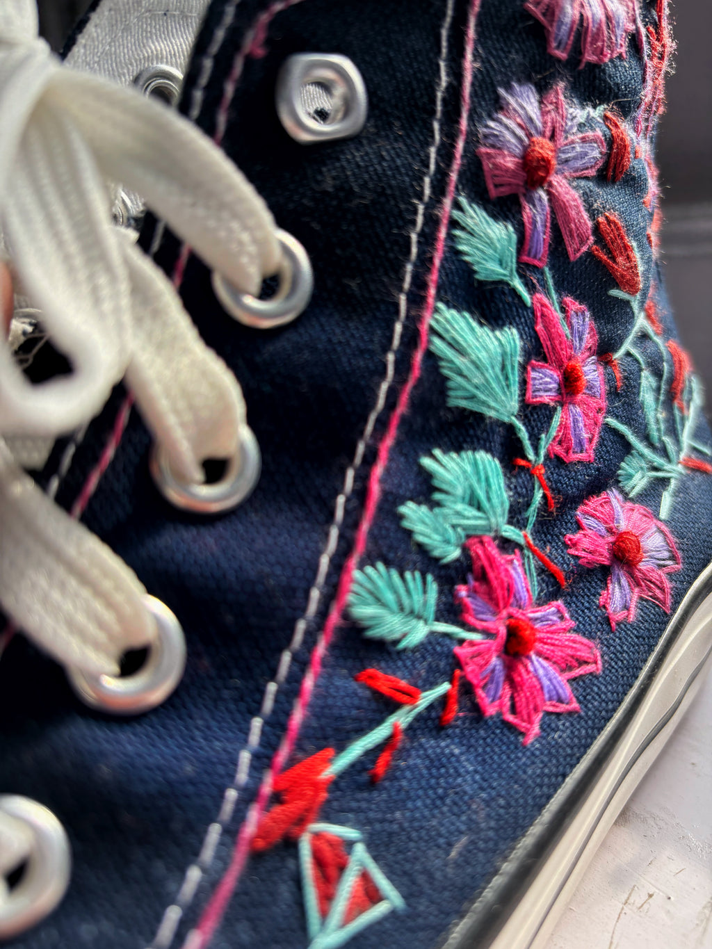 Silk Thread Hand Embroidery Navy Blue Canvas Shoes