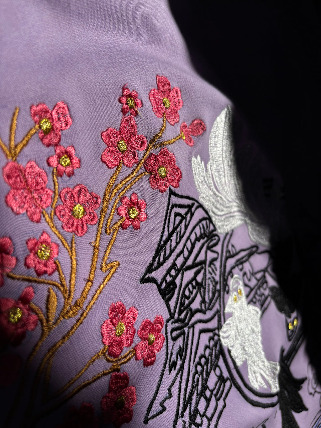 Japanese Street Tradition Inspired Silk Thread Embroidered Lavender T-shirt