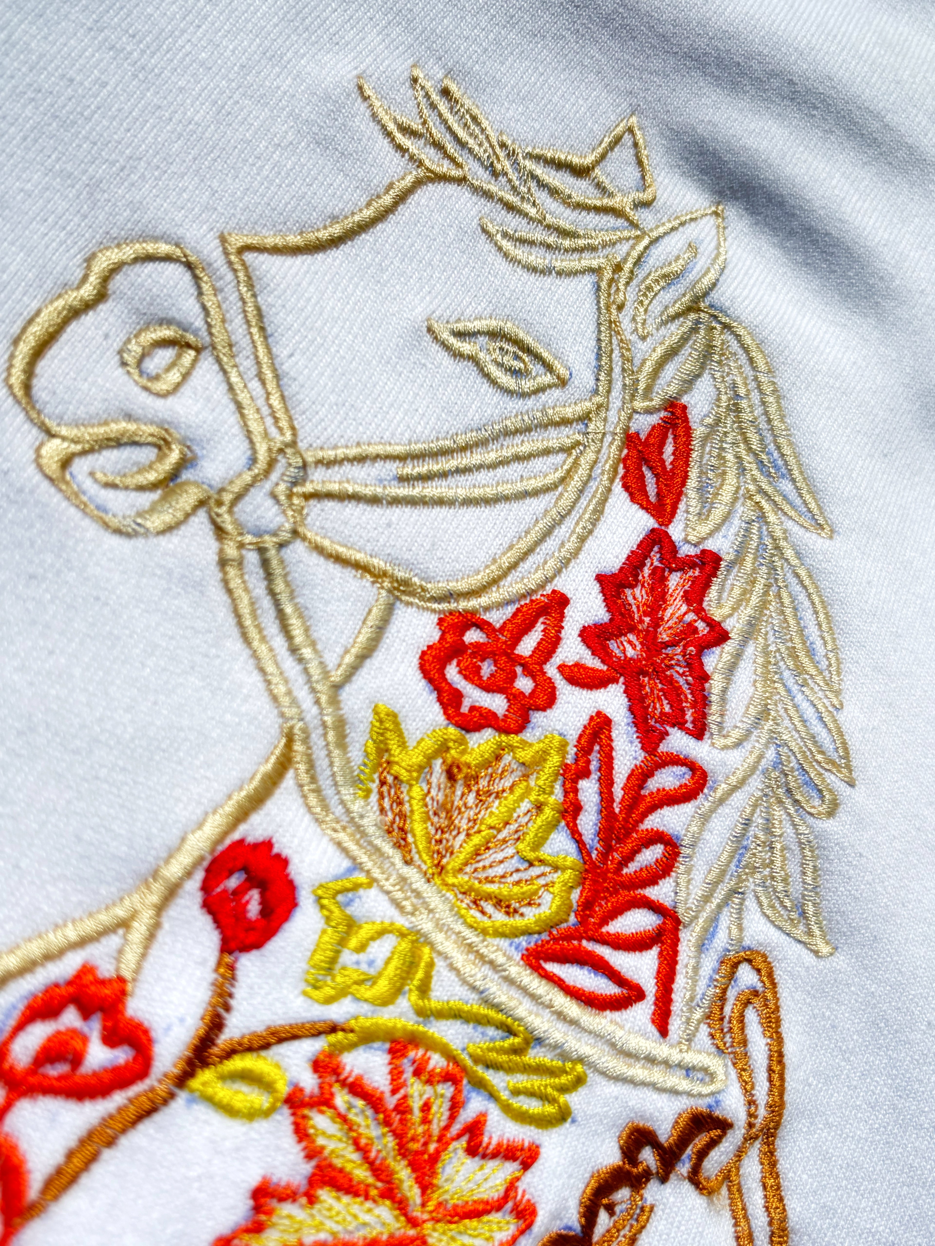 Har châta watan kashmir de Afghan Proverb on Kashmir Inspired White Hoodie