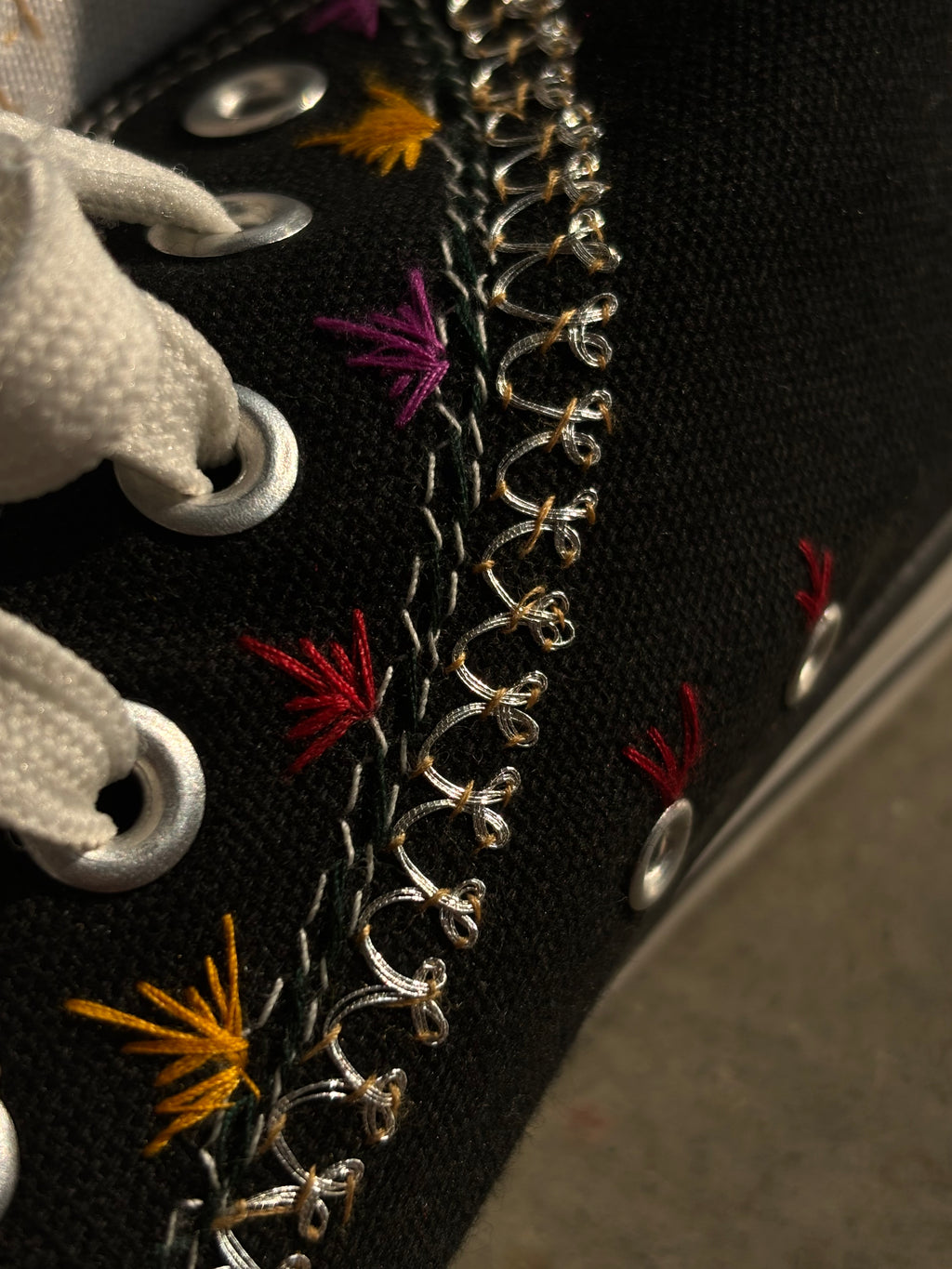 Hand Tilla Canvas Black Shoes