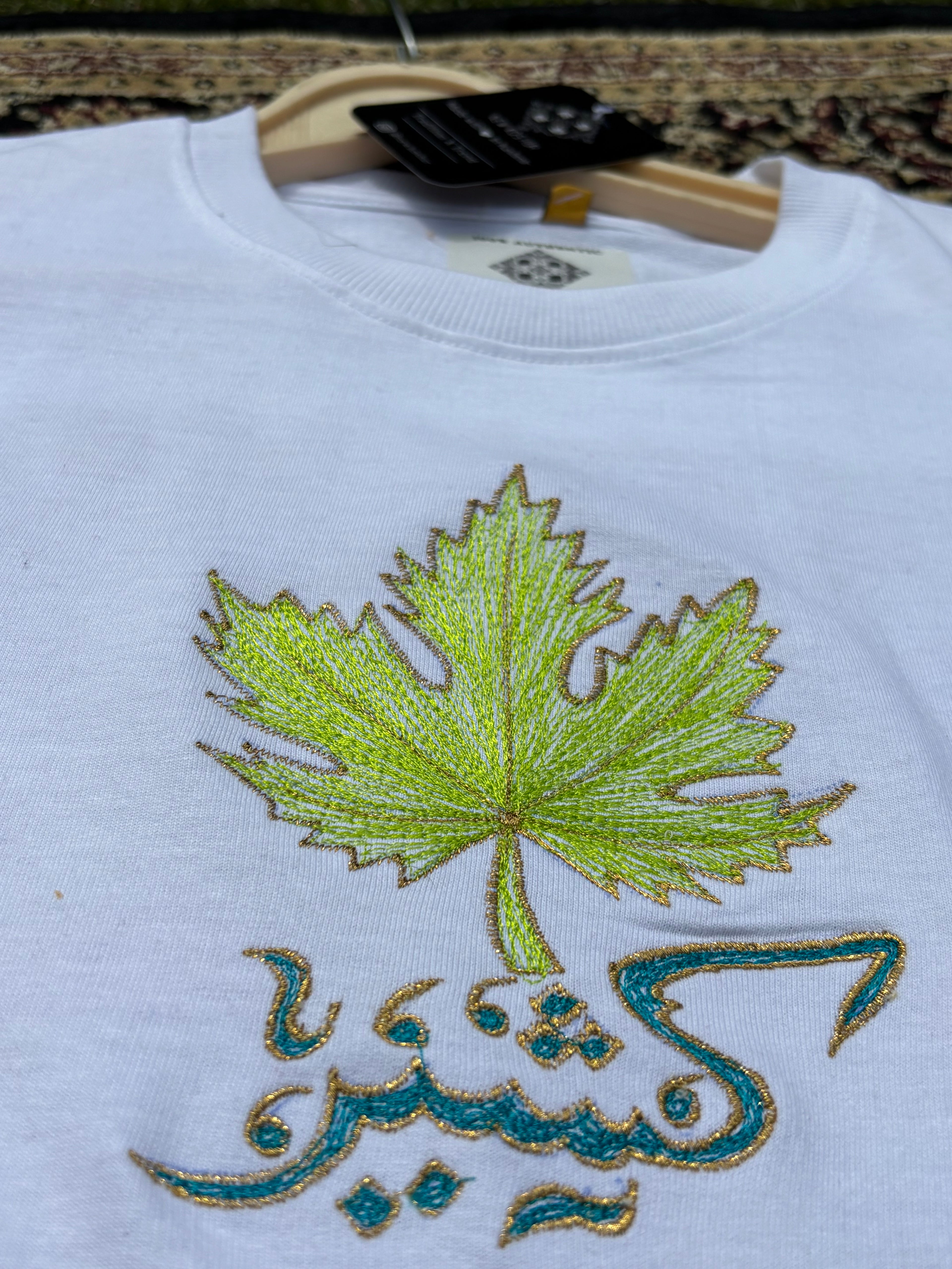 Farsh e Khas Shadow Embroidery White T-shirt