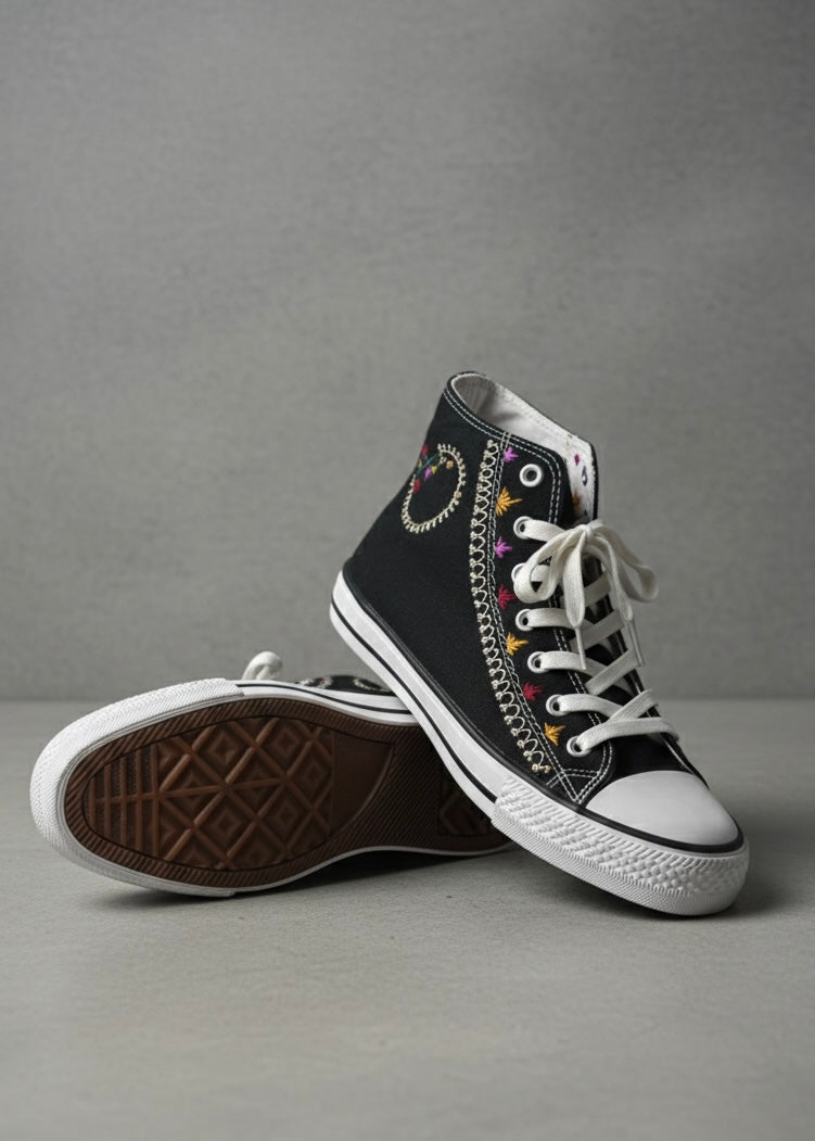 Hand Tilla Canvas Black Shoes